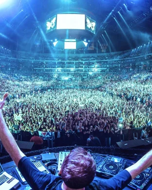 Live concert by Fourth Wave Fest