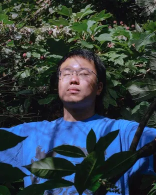 Live concert by Aaron Chen