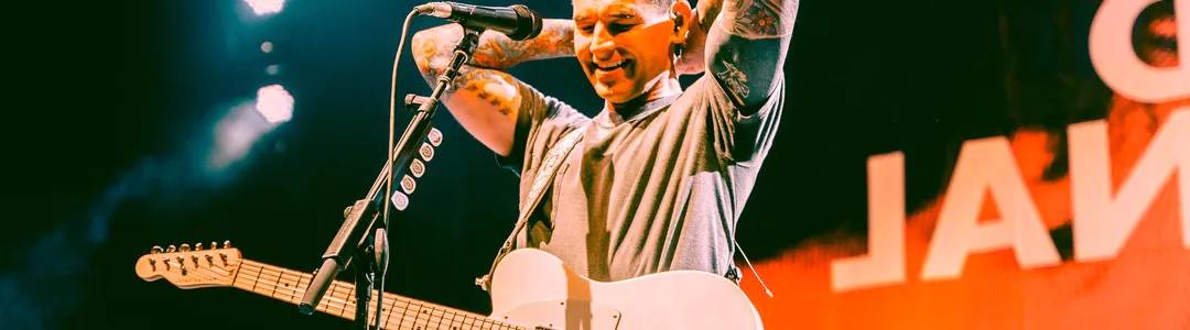 Dashboard Confessional